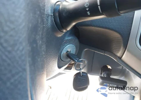 2009 Toyota Tacoma z USA, uszkodzony, nr VIN 5TEUX42N59Z613287